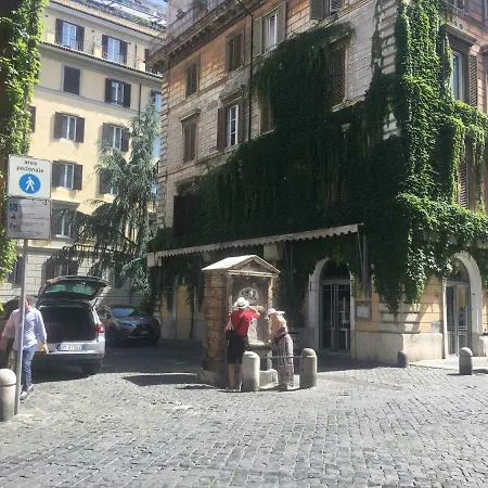 Cosy Little Studio Well Equipped Between Saint Peter And Saint Angel Castle شقة